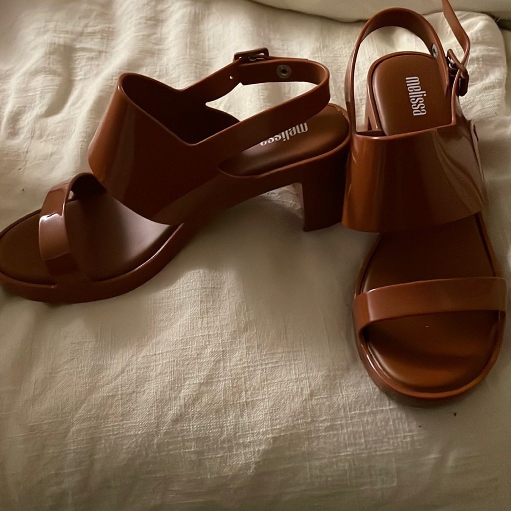 Melissa size 7
